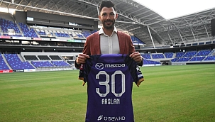 Tolgay Arslan Japonya'ya transfer oldu