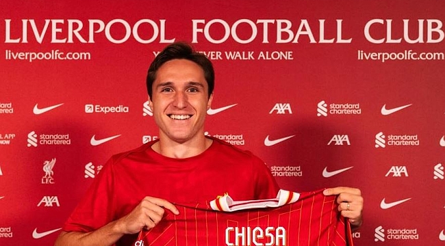 Federico Chiesa imzayı attı