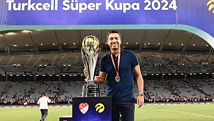 Giovanni van Bronchkorst bir ilke imza attı