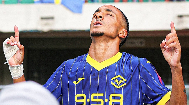 Napoli'ye sezon açılışında 3 gollü şok! Verona'da...
