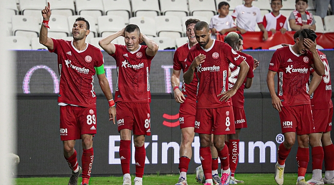 Antalya'da nefesleri kesen maç! 90+8'de galibiyet