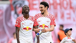 Galatasaray'dan Eljif sürprizi!