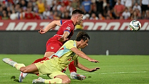 İspanya golsüz başladı