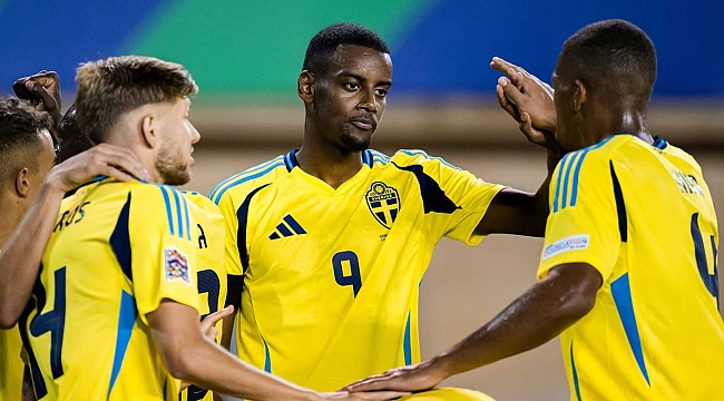 İsveç, Fernando Santoslu Azerbaycan'ı 3 golle yendi