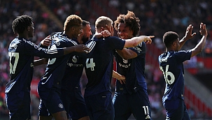 Manchester United'dan kritik 3 puan