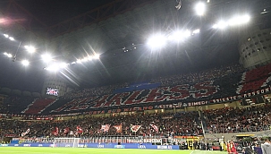 Milan ve Real taraftarından Devler Ligi'ne özel şov