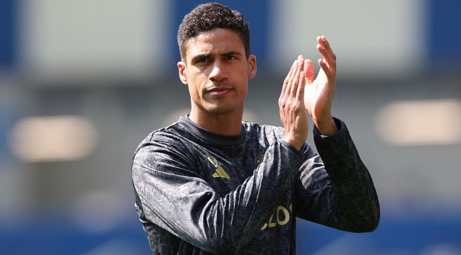 Raphael Varane'dan şok karar! Futbola veda...