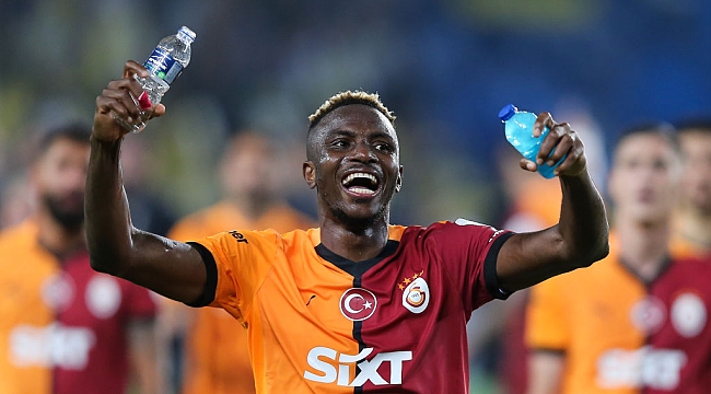 Victor Osimhen planları pozdu!