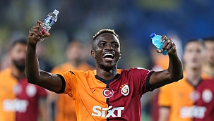 Victor Osimhen planları pozdu!