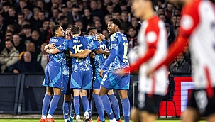 Ajax ezeli rakibini yendi