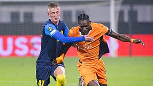 Başakşehir'e Slovenya'da 5 gollü kabus! Albert Riera...