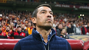 Bronckhorst, istediği transferleri yönetime iletti!