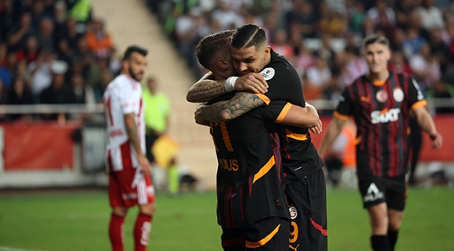 Galatasaray golcüleriyle kazandı