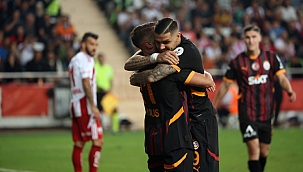 Galatasaray golcüleriyle kazandı