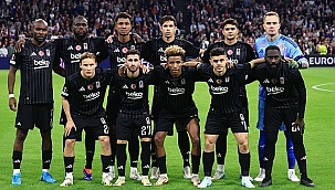 Van Bronckhorst, Lyon maçı kadrosuna almadı!