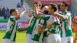 Başakşehir'de kabus devam ediyor! Konya'da 5 gol...