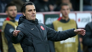 Montella, görüşme odasına!