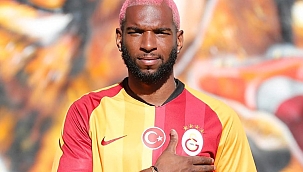 Ryan Babel futbolu bıraktı