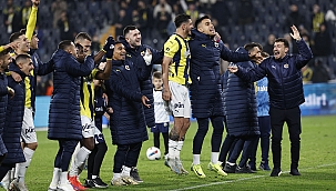 Fenerbahçe taraftarıyla kutladı!