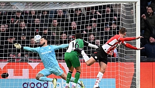 Feyenoord zirvedeki yerini sağlamlaştırdı