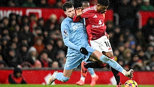 MANU'ya sürpriz darbe! Sahasında 3 golle yıkıldı!