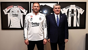 Serdal Adalı takım hakkında bilgi aldı