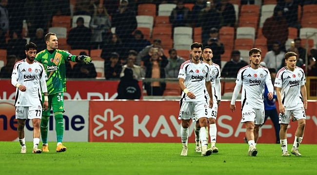 Soyunma odası karıştı: "Sizin tek derdiniz para!"