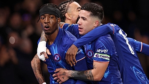 Stamford Bridge'de 3 gol, kazanan Chelsea oldu