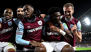 West Ham kötü gidişata taraftarı önünde son verdi