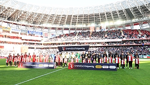 Antalya'da neler yaşandı? İşte kritik maçın o anları...