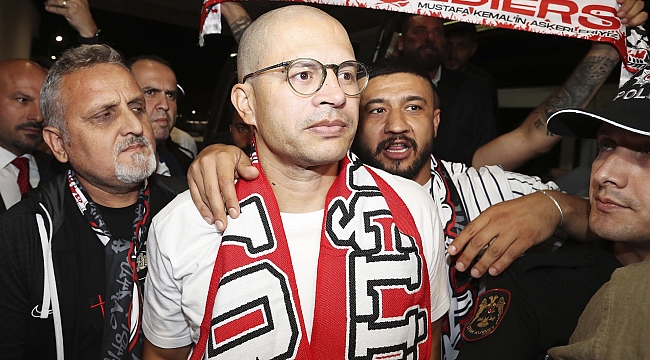 Antalyaspor'da Alex de Souza dönemi sona erdi