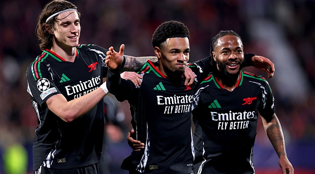 Arsenal İspanya'da işini şansa bırakmadı, turladı!
