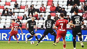 Beşiktaş beraberliğe razı oldu