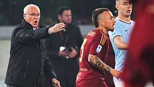 Dev derbide 9 sarı, 1 kırmızı! Kazanan AS Roma oldu