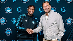 Galatasaray açıkladı! İşte Zaha'nın yeni takımı...