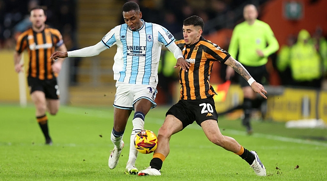 Hull City 90+3'te yıkıldı