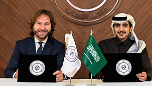 Pavel Nedved, Fatih Terim'in yanına gitti