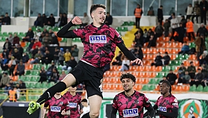 Alanyaspor kupada Fatih Karagümrük'ü farklı devirdi!