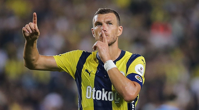 Dzeko'dan tarihi başarı! Neymar ve Kane'i geçti...