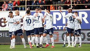 Fenerbahçe, Alanya'da 2 golle güldü!