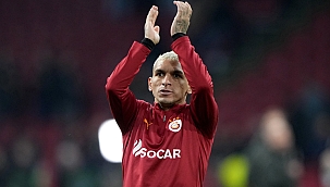 Lucas Torreira'dan Okan Buruk'a destek paylaşımı!