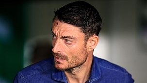 Albert Riera'dan mucize! Konferans'ta çeyrek final...