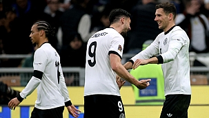 Almanya Çizme'de geri döndü