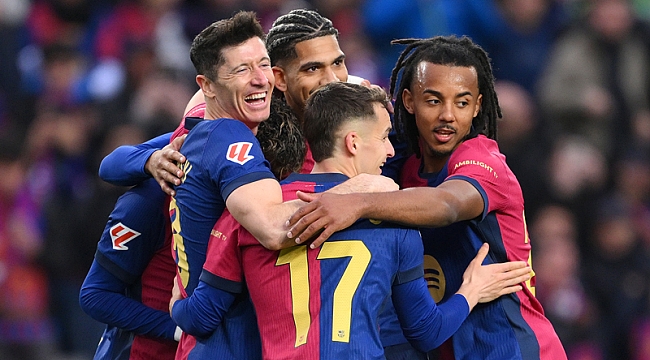 Barcelona koltuğu bırakmadı!