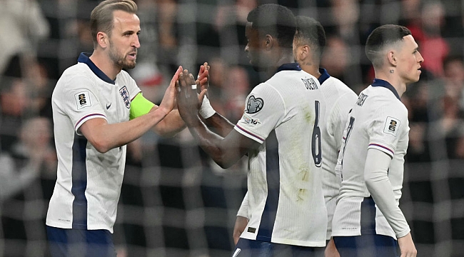 İngiltere'den 2'de 2 geldi