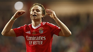 Solskjaer, gelecek sezon onu takımında istiyor!