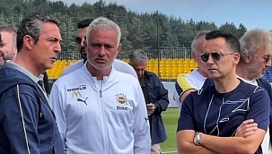 Fenerbahçe'den 2 ayrılık ve 2 transfer kararı çıktı!