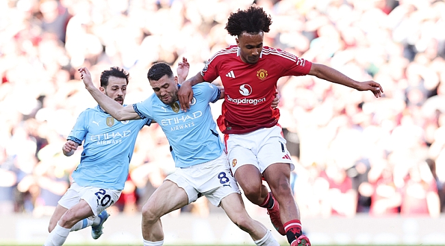 Manchester'da sessiz derbi!