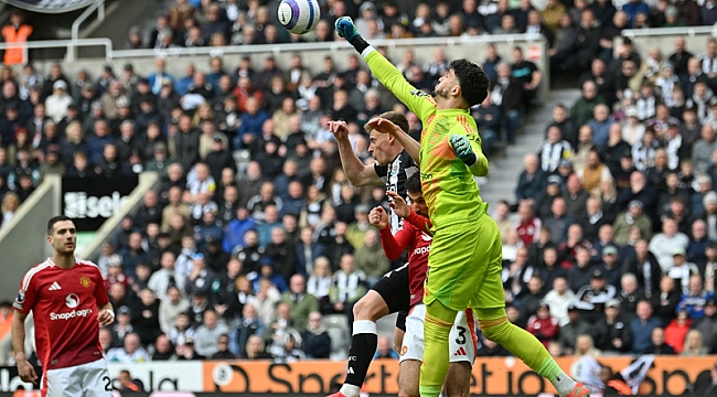 Manchester United darmadağın!