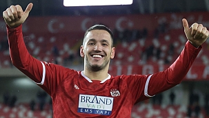 Rey Manaj için sürpriz transfer gelişmesi!
